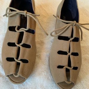 Vaneli "Disko" Sandal